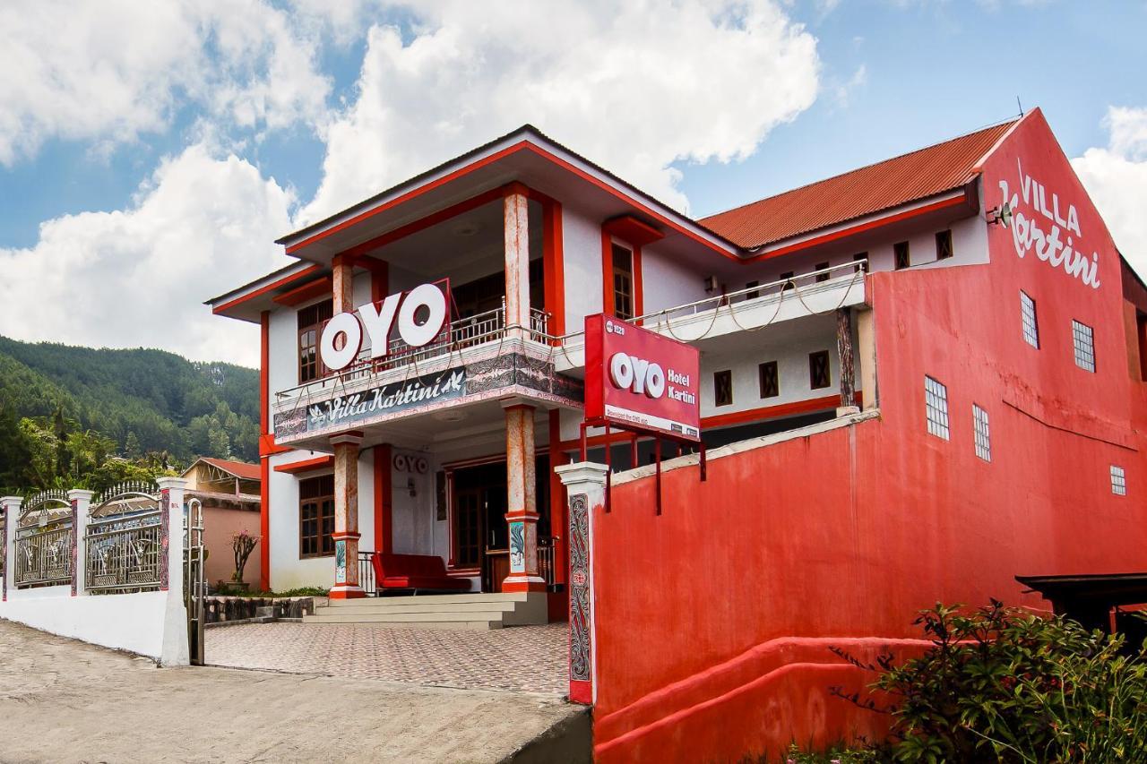 Oyo 1520 Hotel Kartini Tarutung Екстериор снимка